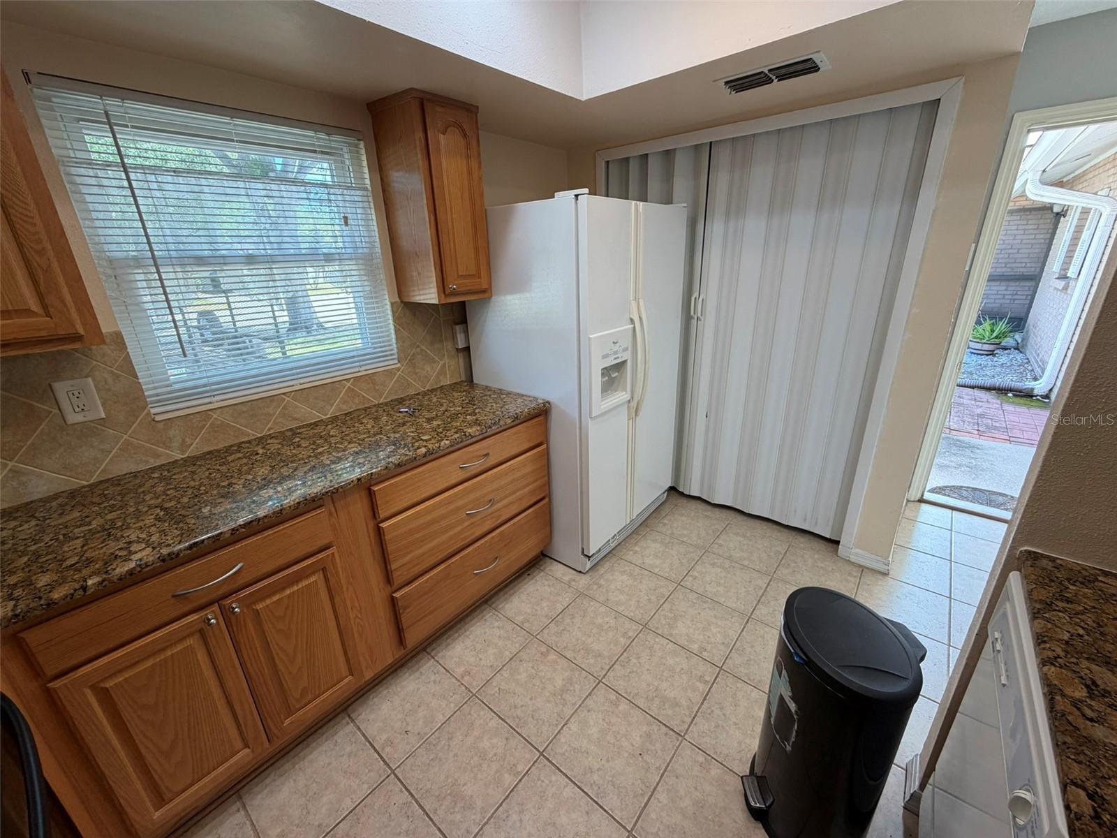 Image 5 of 24 For 5108 Lesher Court