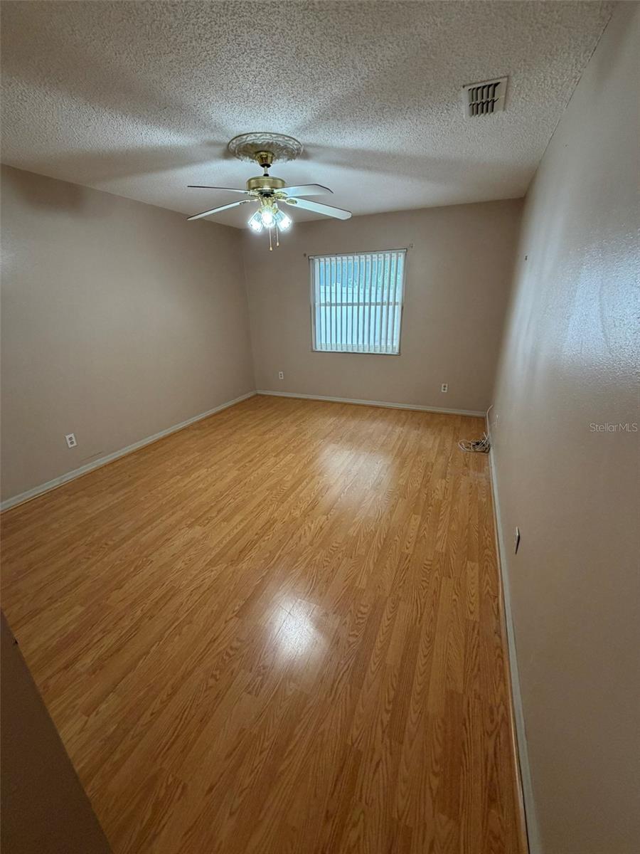 Image 6 of 24 For 5108 Lesher Court