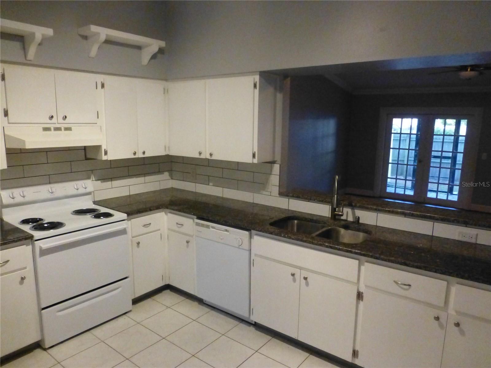 Image 5 of 29 For 1890 Wolford Road 5