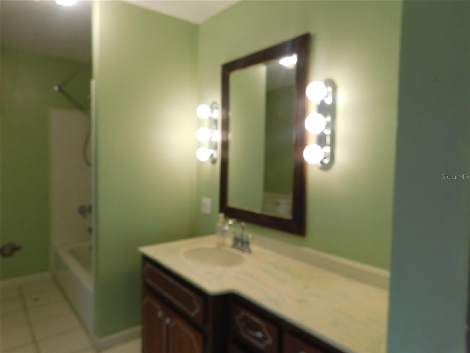 Image 21 of 25 For 4934 20th Street N