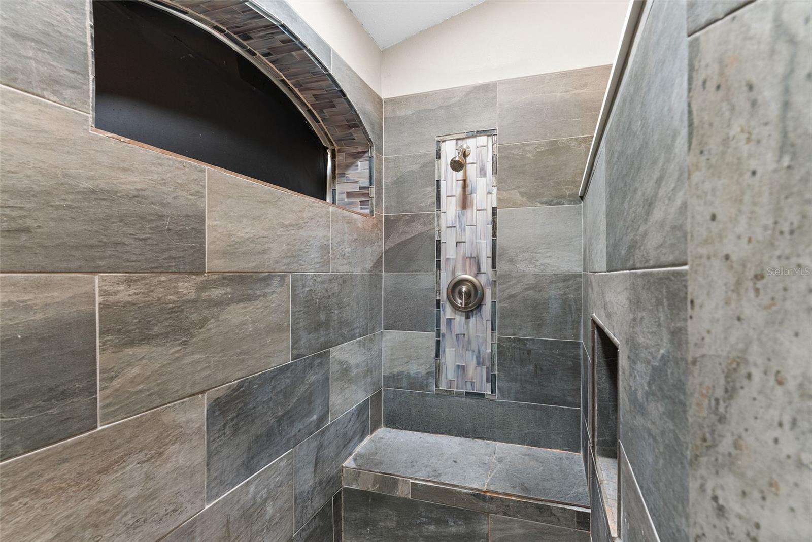 Image 11 of 19 For 12106 Shady Forest Drive