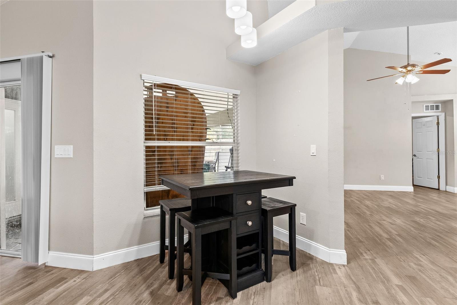 Image 8 of 19 For 12106 Shady Forest Drive