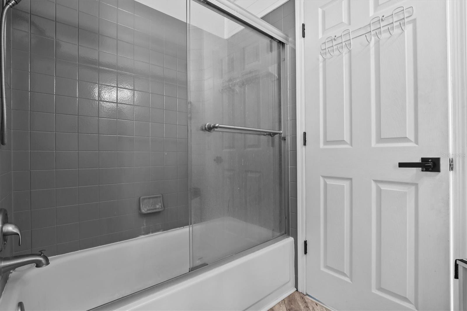 Image 42 of 64 For 1049 Larkin Road