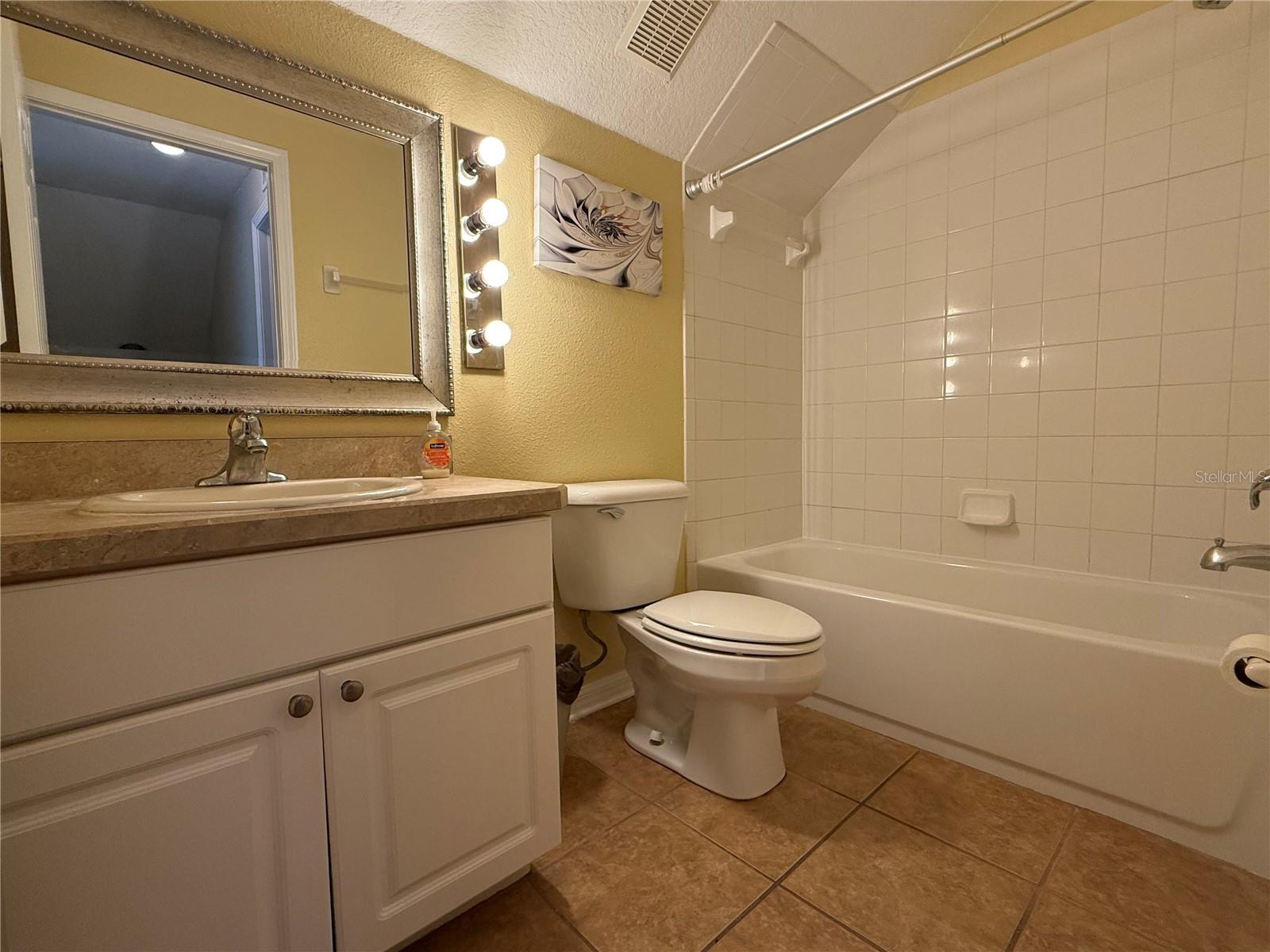 Image 11 of 17 For 5901 Wrenwater Drive