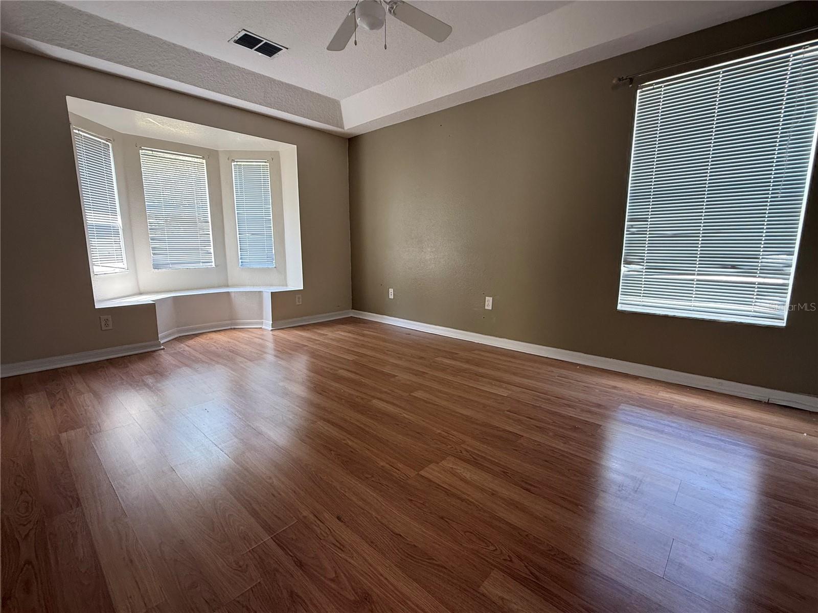 Image 6 of 17 For 5901 Wrenwater Drive