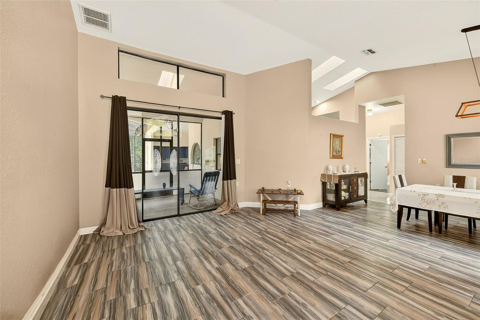 Image 4 of 55 For 9757 Hermosillo Drive
