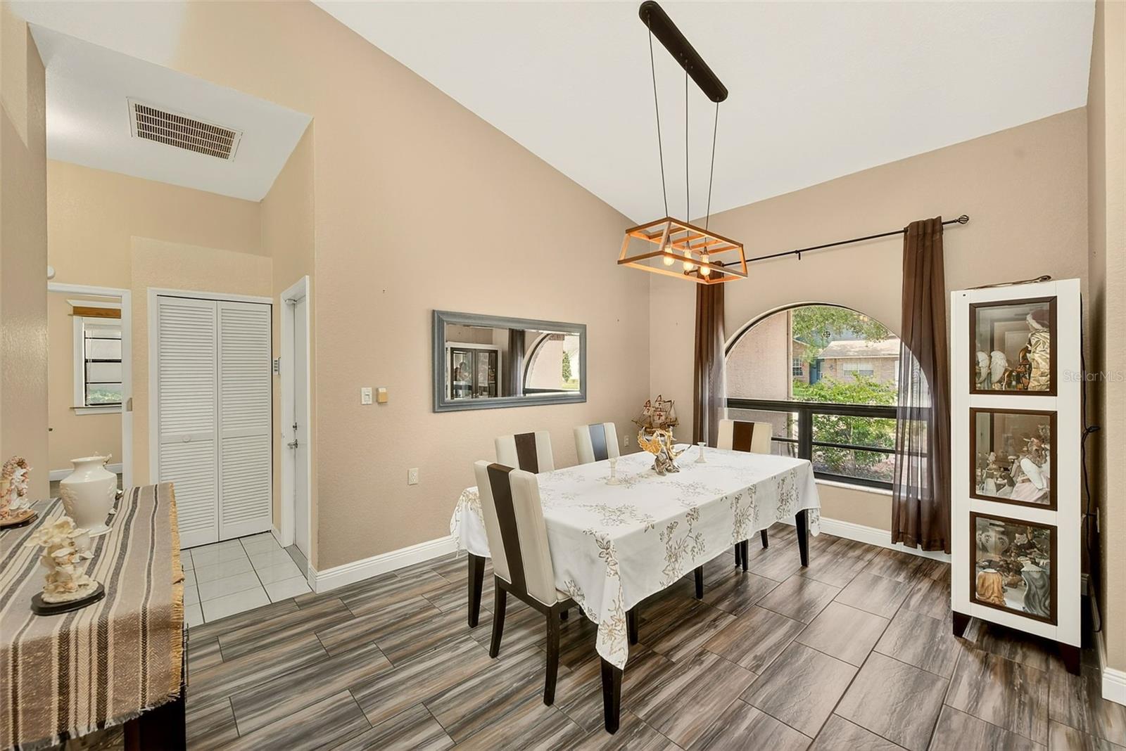 Image 7 of 55 For 9757 Hermosillo Drive