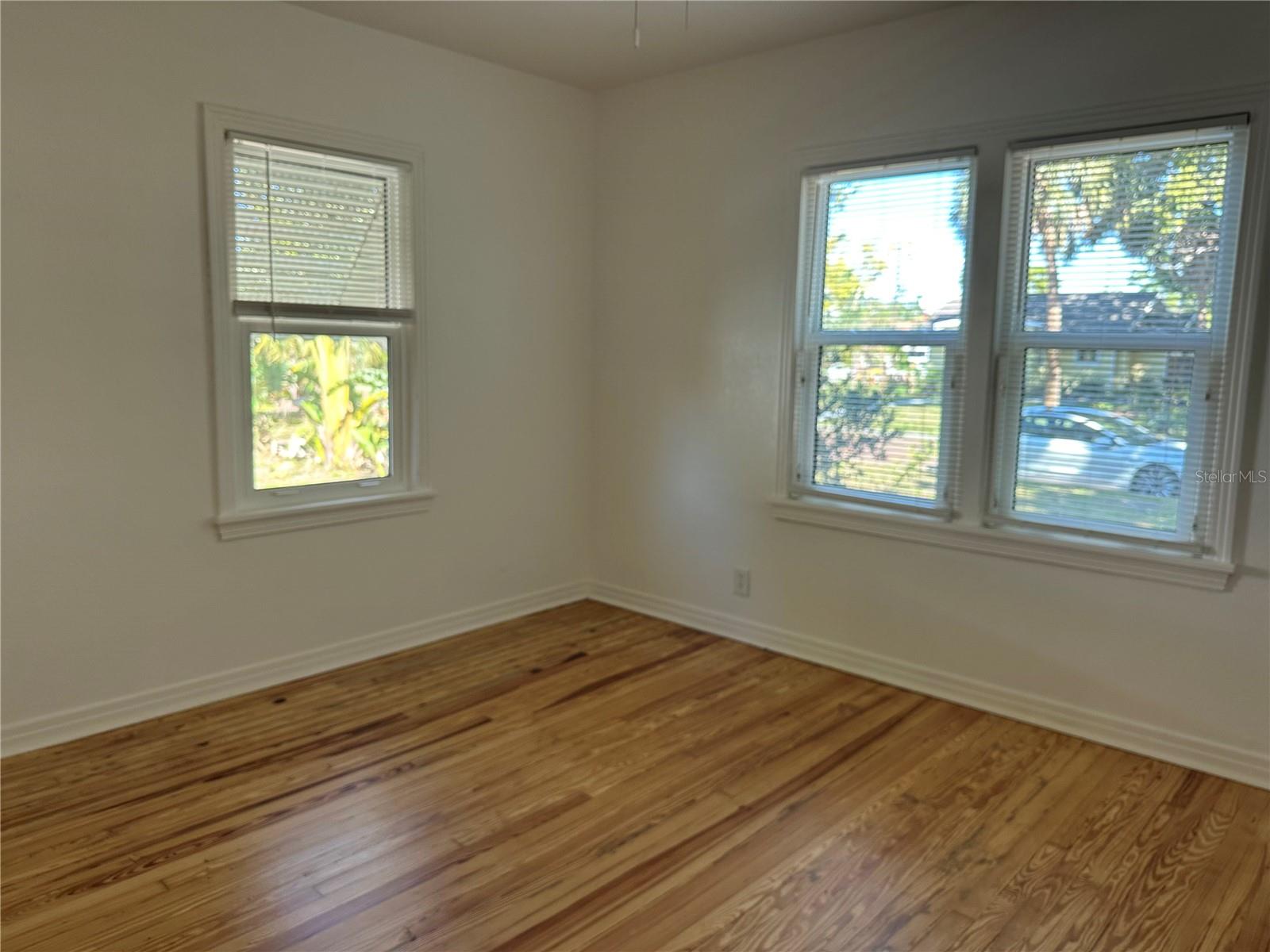 Image 7 of 26 For 3750 4th Avenue N