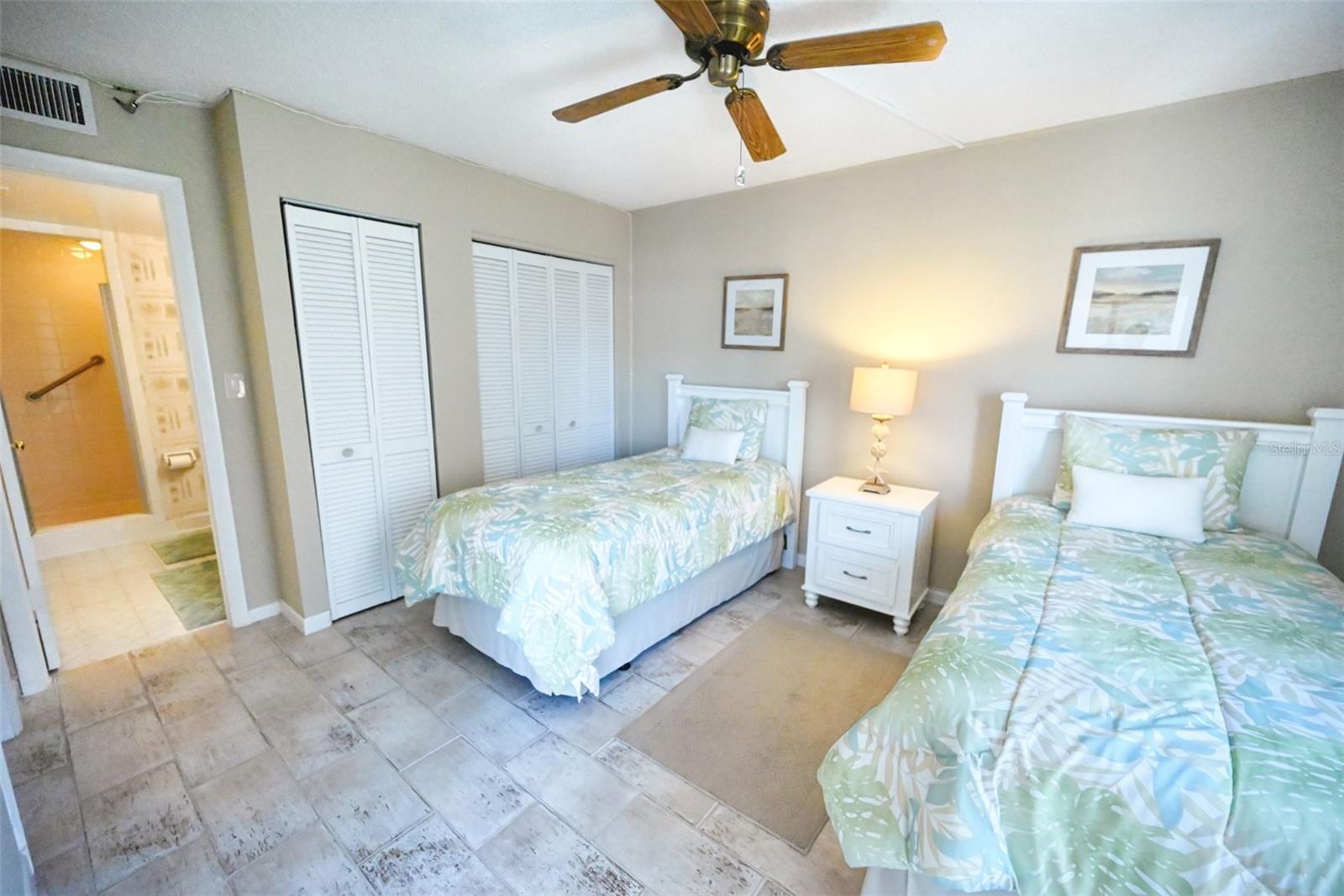 Image 19 of 29 For 8681 Bardmoor Boulevard 208c