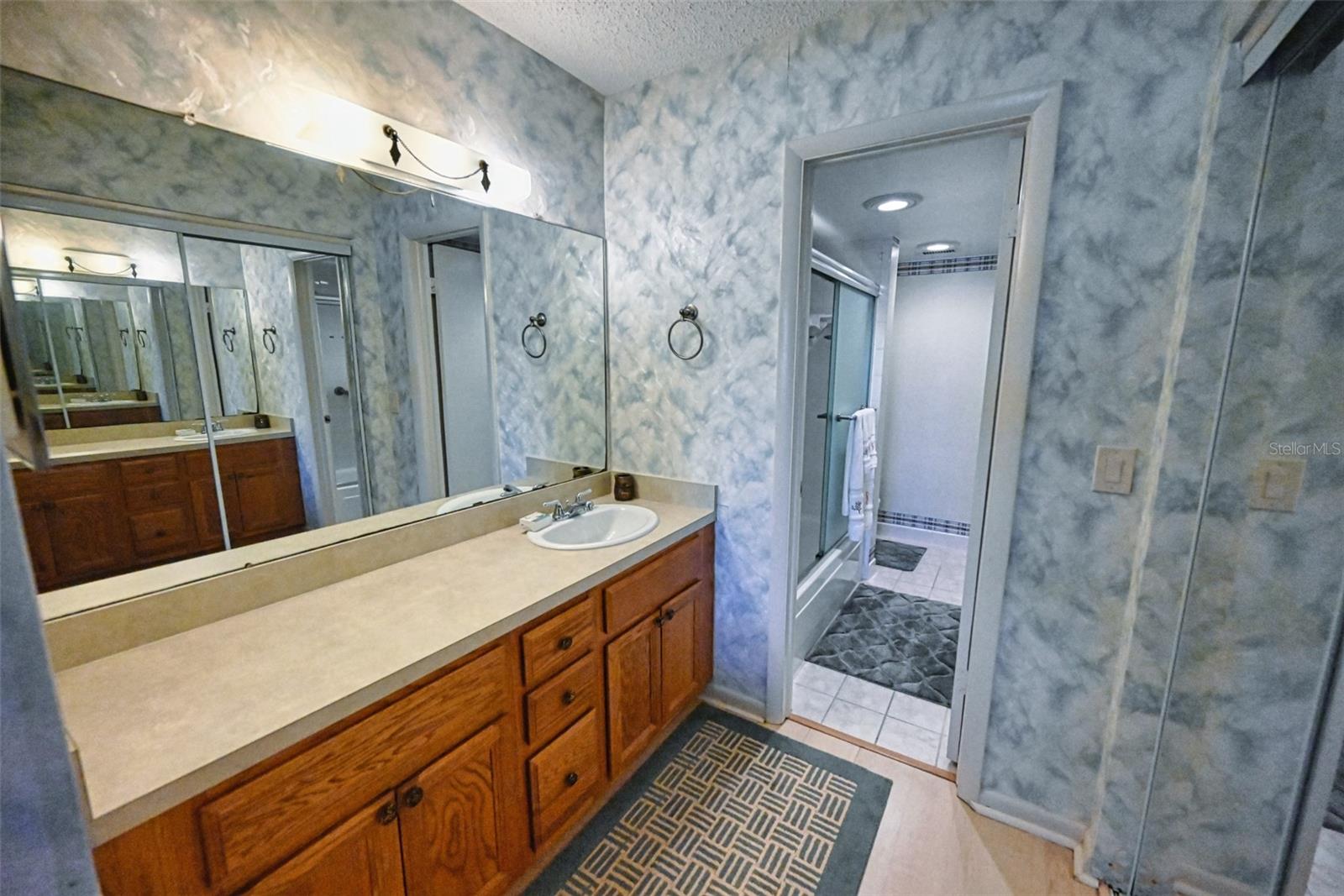 Image 21 of 29 For 8681 Bardmoor Boulevard 208c