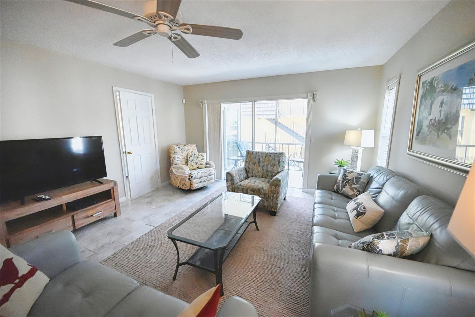 Image 4 of 29 For 8681 Bardmoor Boulevard 208c