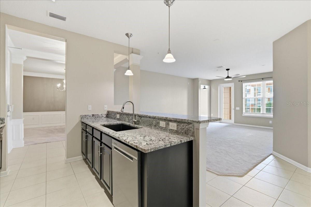 Image 10 of 49 For 7903 Seminole Boulevard 2305