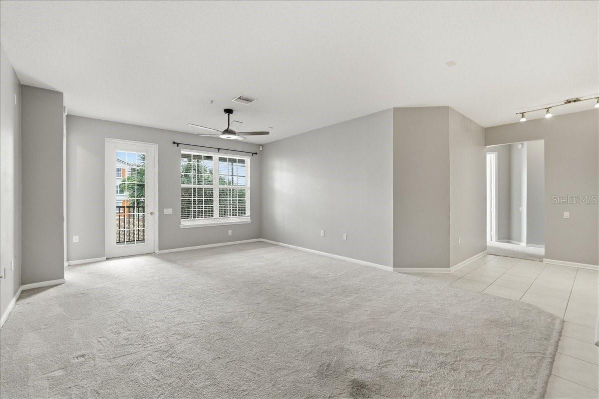 Image 11 of 49 For 7903 Seminole Boulevard 2305
