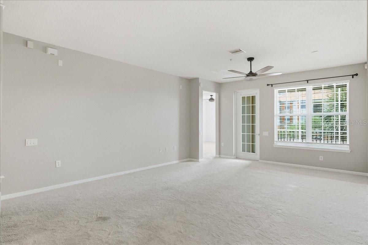 Image 12 of 49 For 7903 Seminole Boulevard 2305