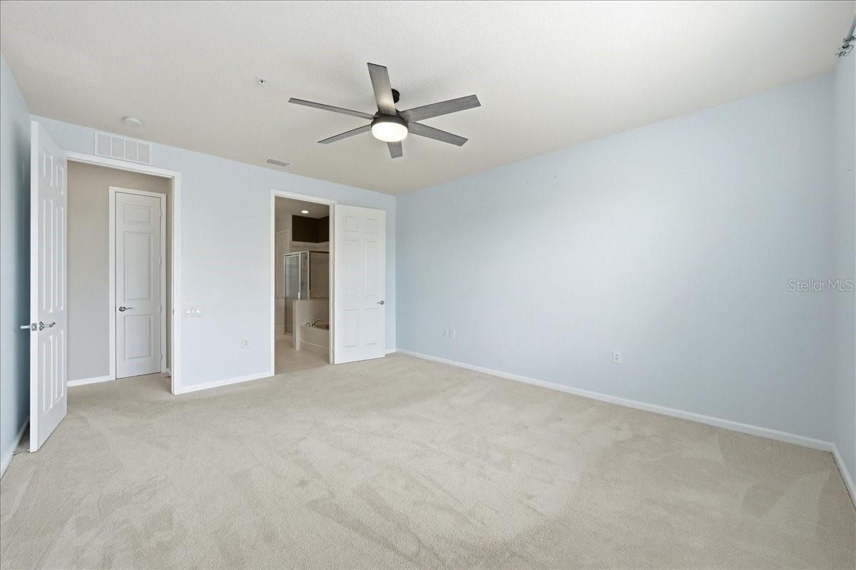 Image 17 of 49 For 7903 Seminole Boulevard 2305