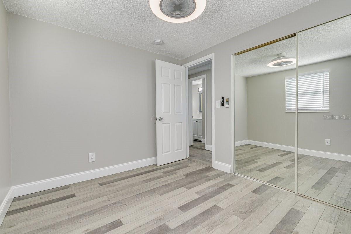 Image 20 of 40 For 13496 Rena Drive