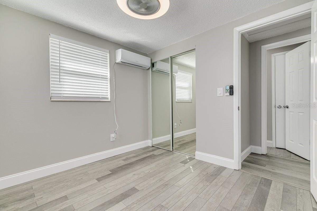 Image 23 of 40 For 13496 Rena Drive