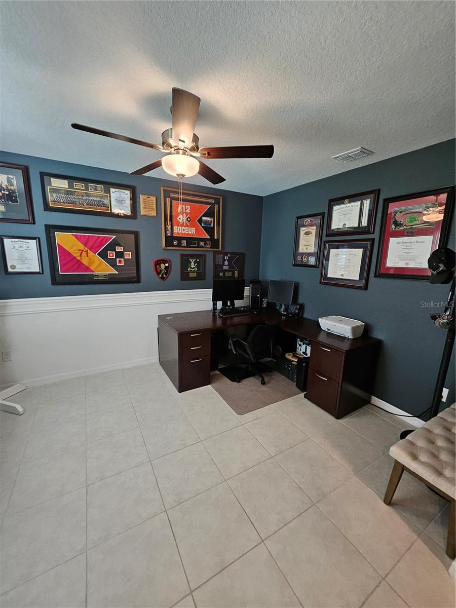 Image 17 of 50 For 12751 Weston Oaks Lane
