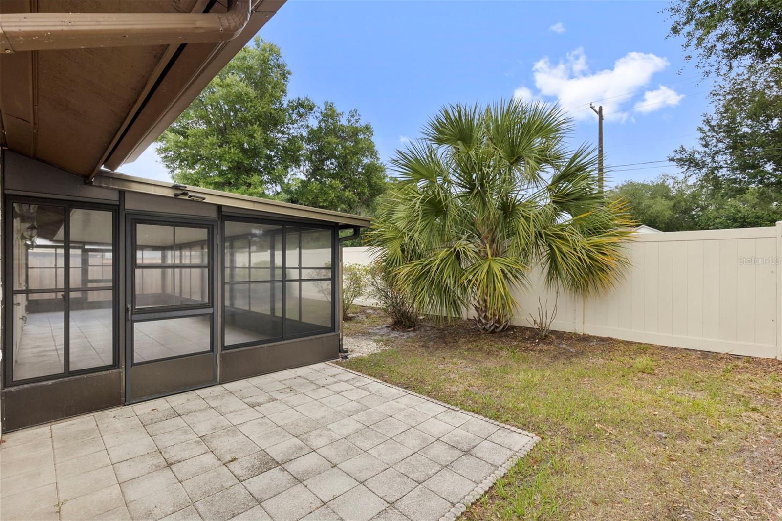 Image 22 of 42 For 1836 Craven Drive