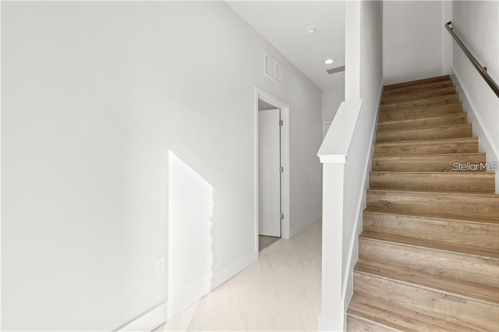 Image 2 of 25 For 4810 Mcelroy Avenue 21