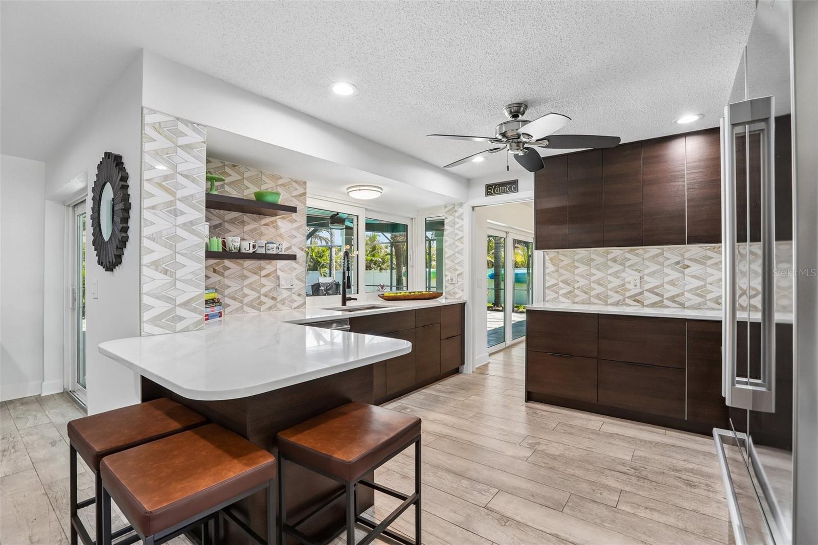 Image 15 of 63 For 3203 Hibiscus Drive W