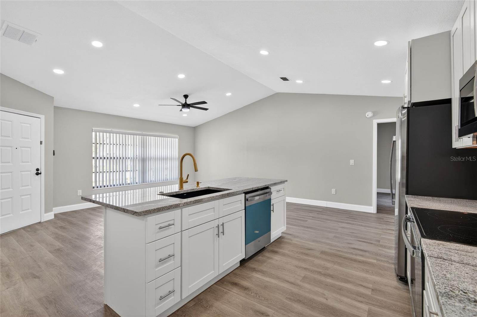 Image 13 of 56 For 1510 Kestrel Way