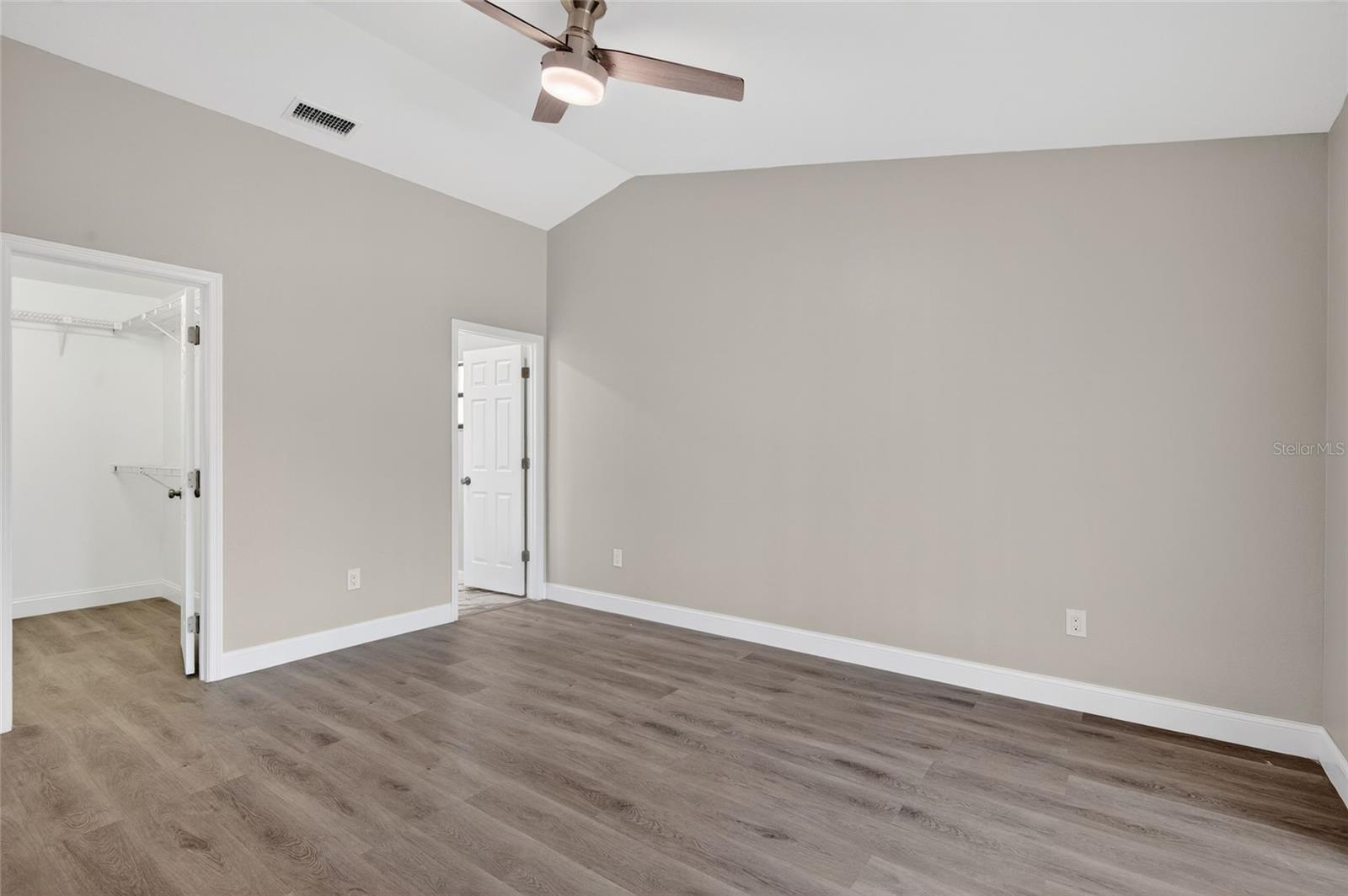Image 20 of 56 For 1510 Kestrel Way