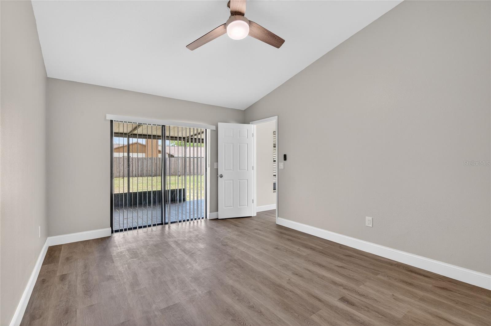 Image 21 of 56 For 1510 Kestrel Way