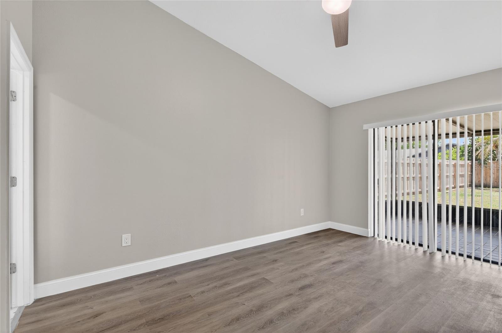 Image 22 of 56 For 1510 Kestrel Way