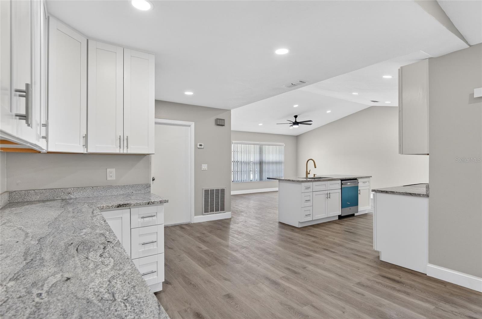 Image 31 of 56 For 1510 Kestrel Way