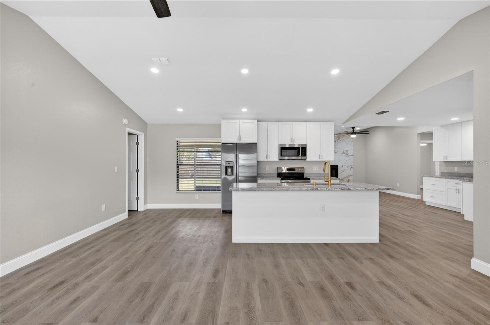 Image 8 of 56 For 1510 Kestrel Way