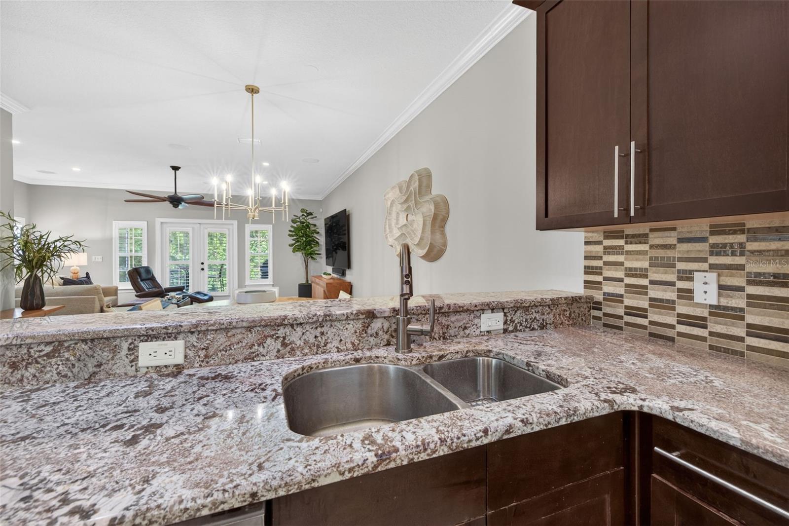 Image 16 of 44 For 252 Valencia Circle