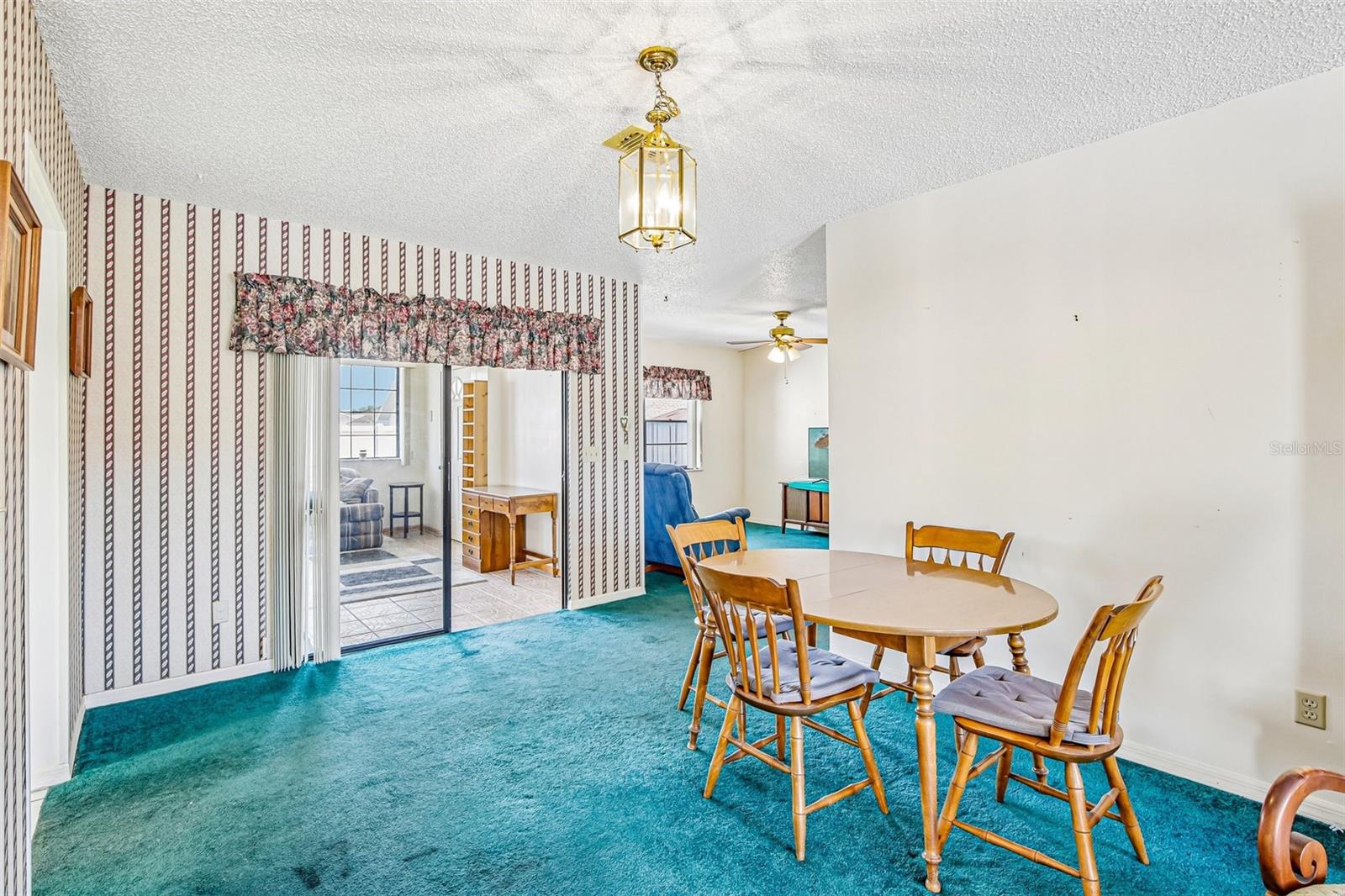 Image 10 of 57 For 647 Fort Duquesna Drive