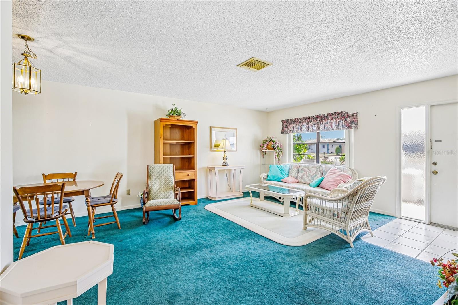 Image 5 of 57 For 647 Fort Duquesna Drive