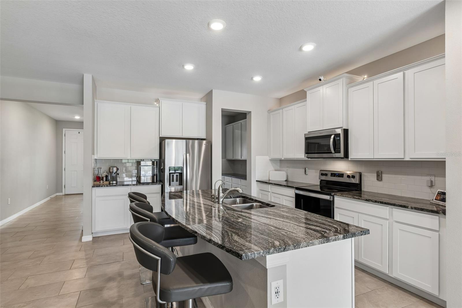 Image 11 of 48 For 3052 Living Coral Drive