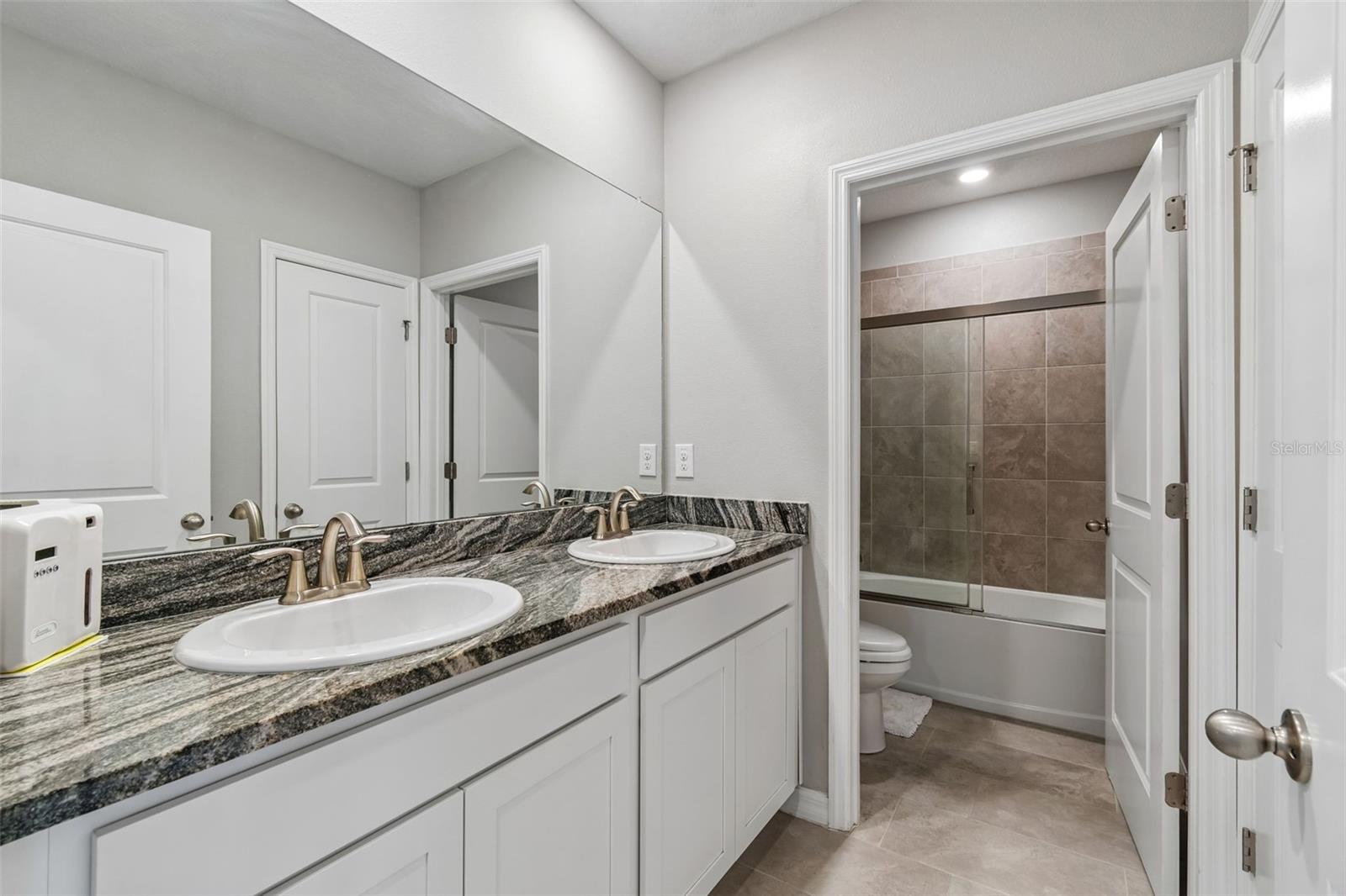 Image 20 of 48 For 3052 Living Coral Drive