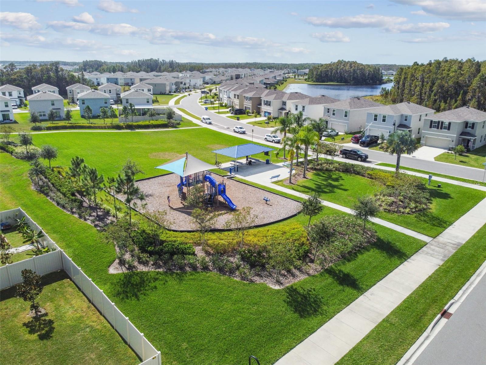 Image 43 of 48 For 3052 Living Coral Drive