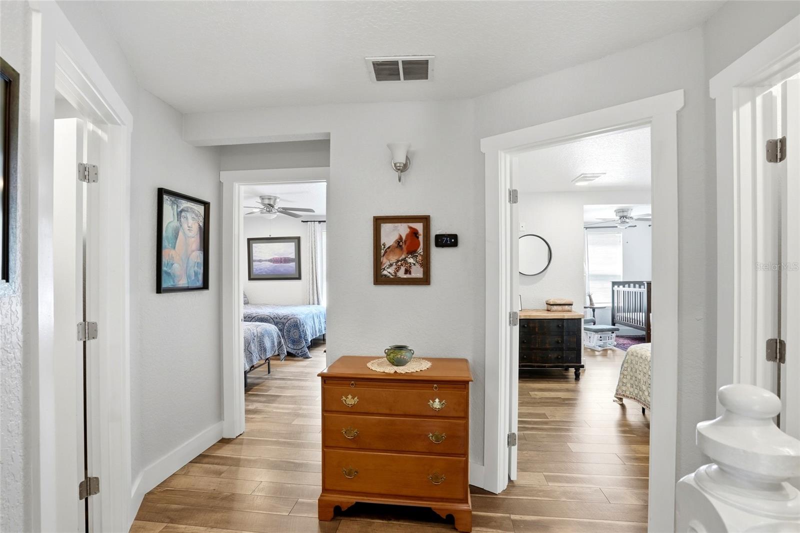 Image 18 of 55 For 140 13th Avenue Ne
