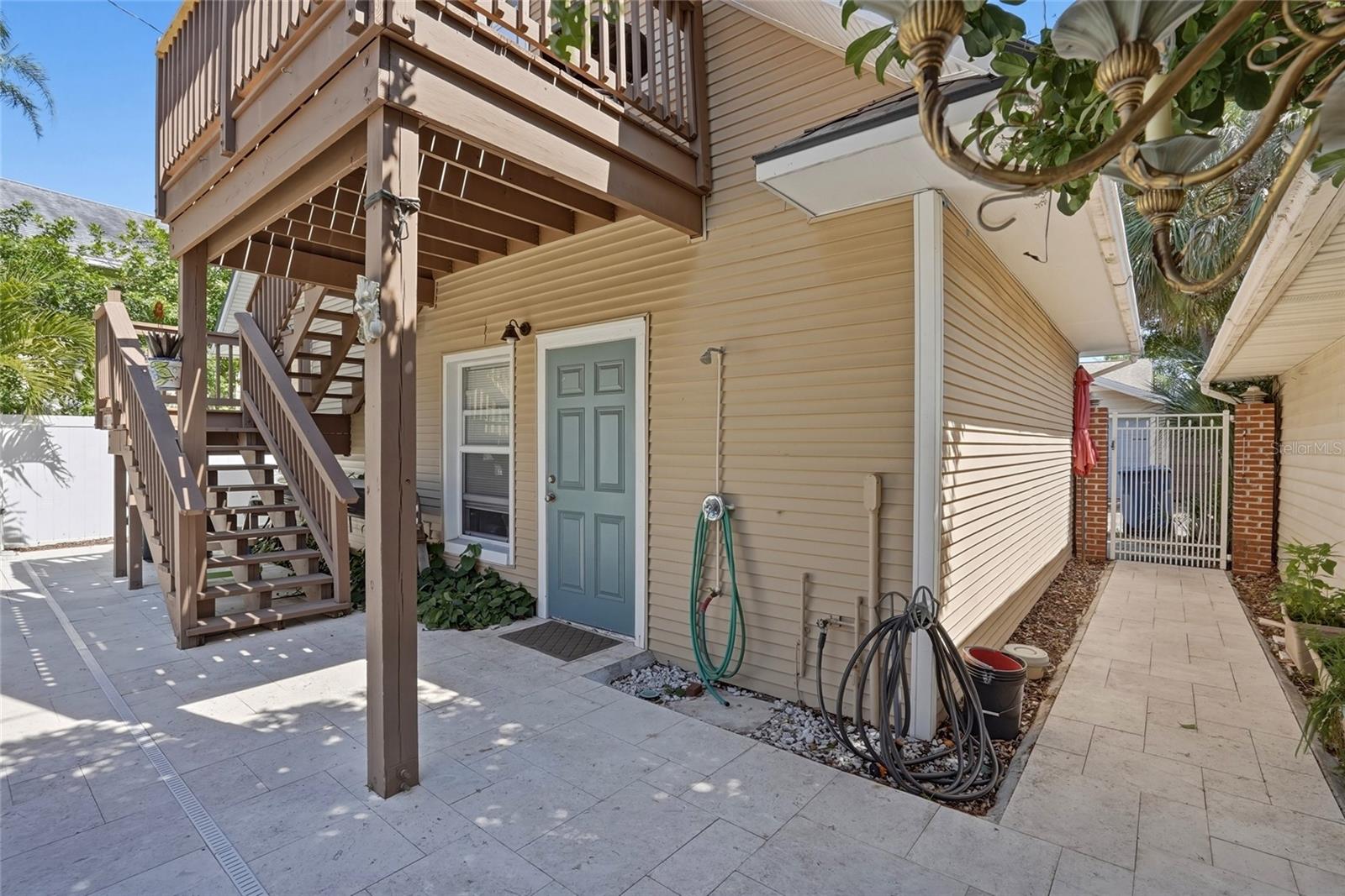 Image 42 of 55 For 140 13th Avenue Ne