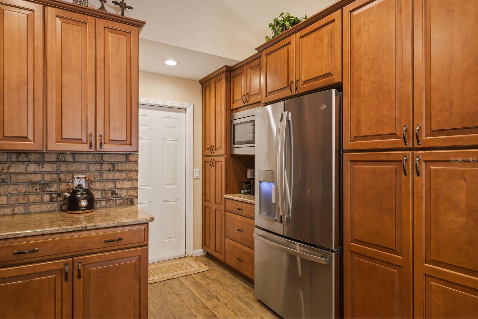 Image 14 of 47 For 3228 Bentley Drive