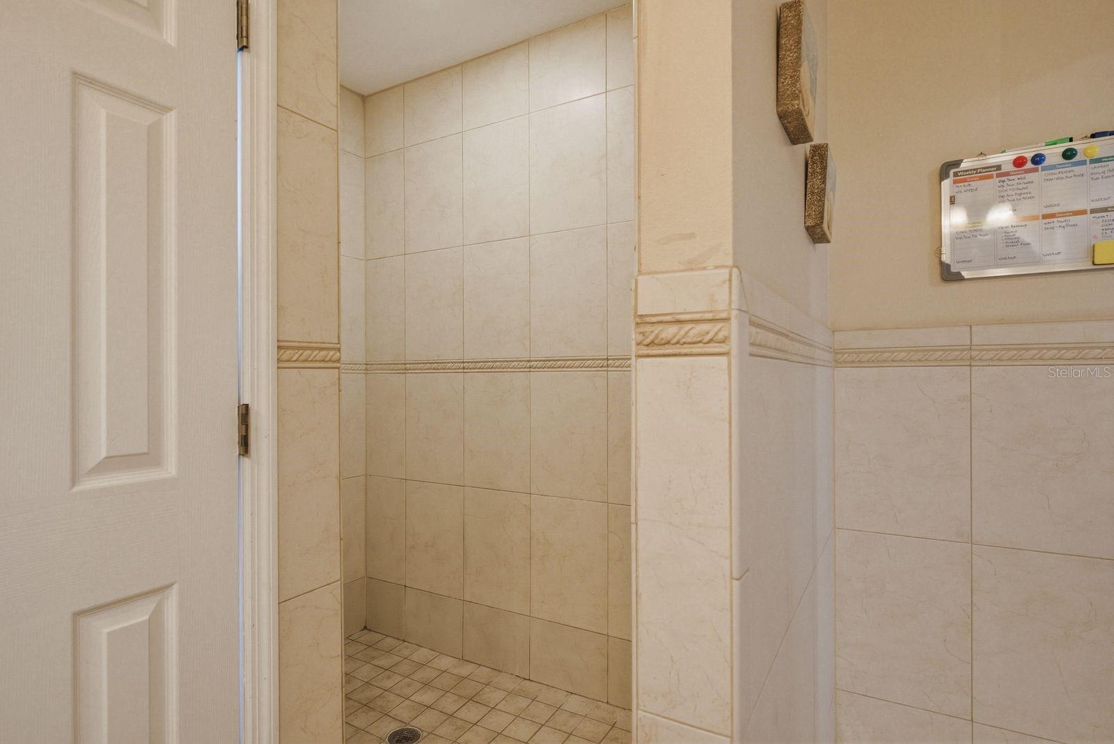 Image 20 of 47 For 3228 Bentley Drive