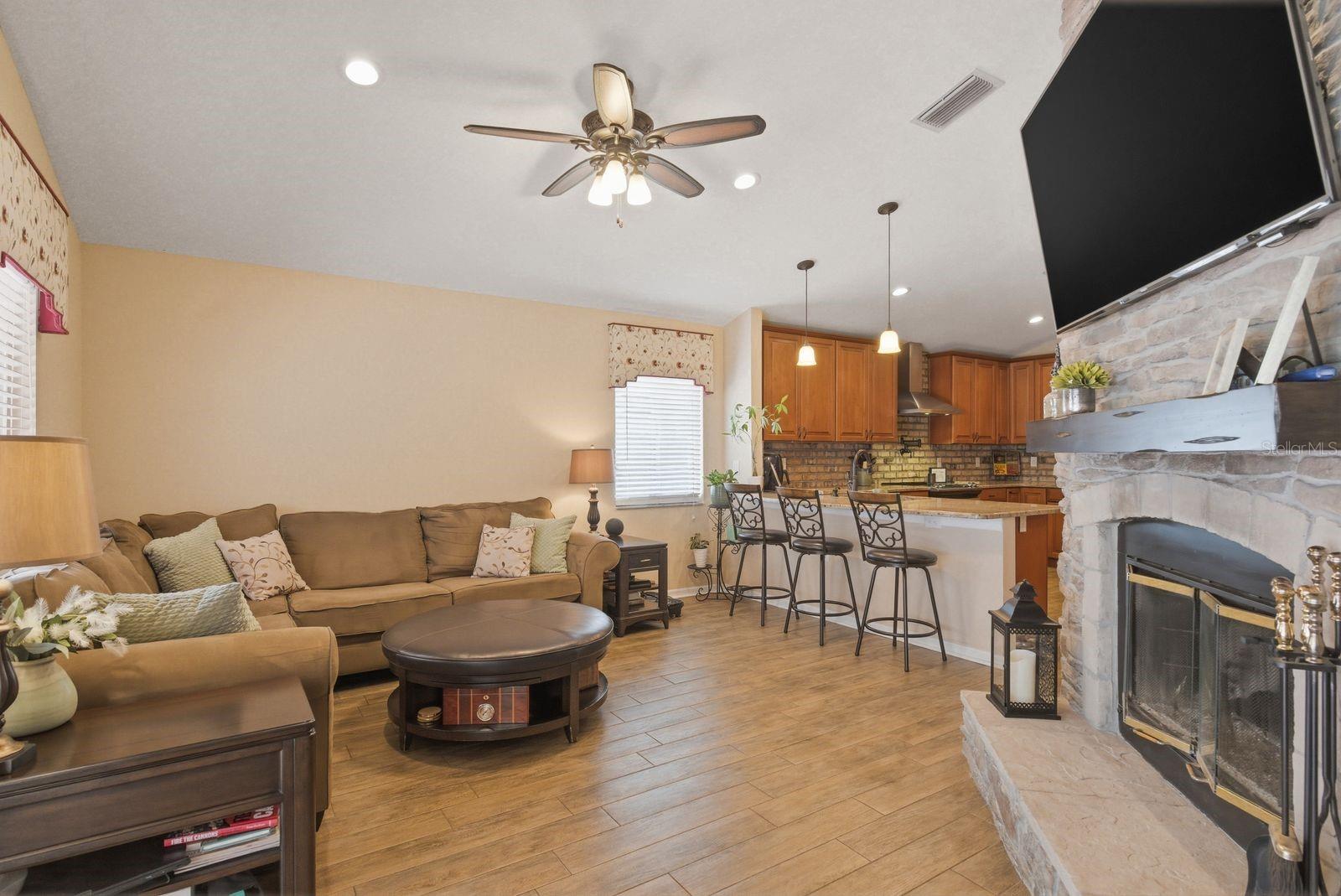 Image 7 of 47 For 3228 Bentley Drive