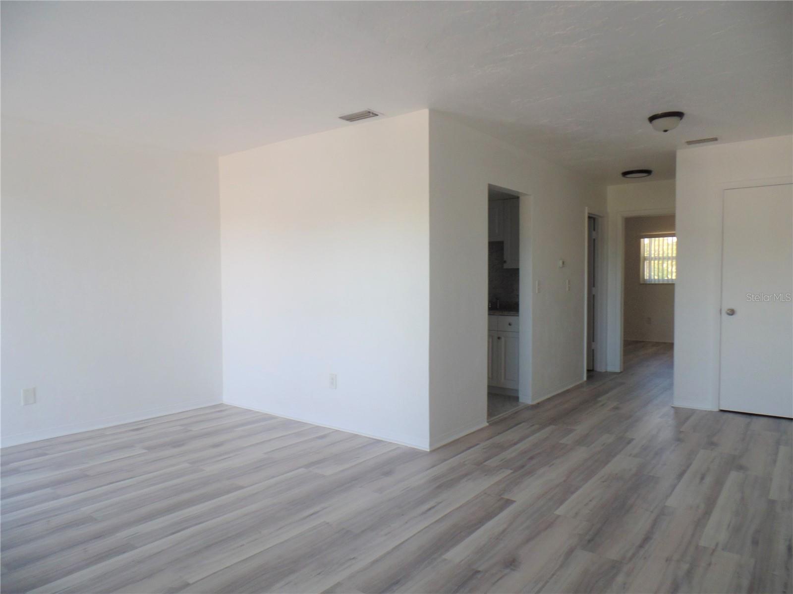 Image 4 of 17 For 1240 70th Street N 9