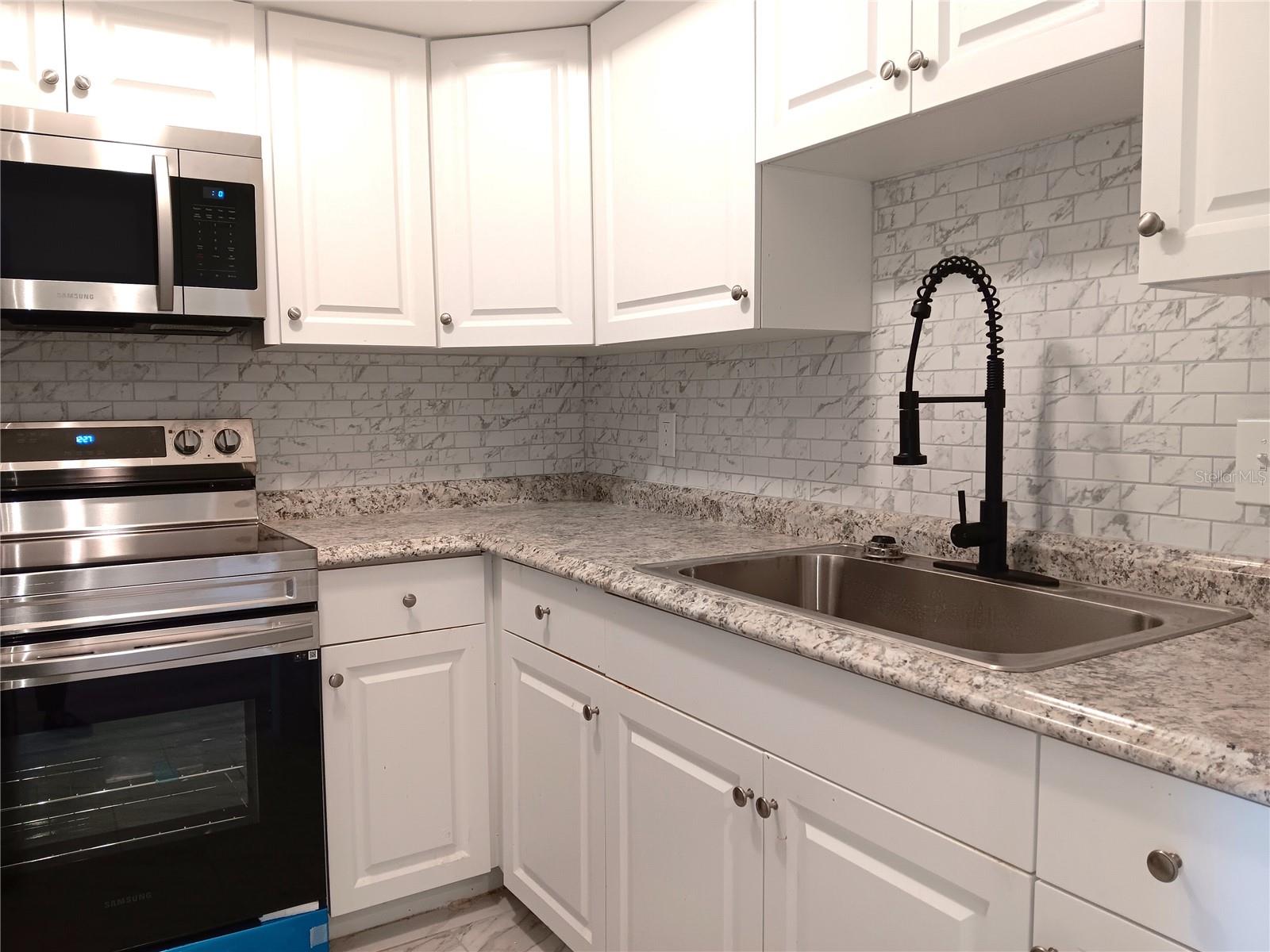 Image 6 of 17 For 1240 70th Street N 9