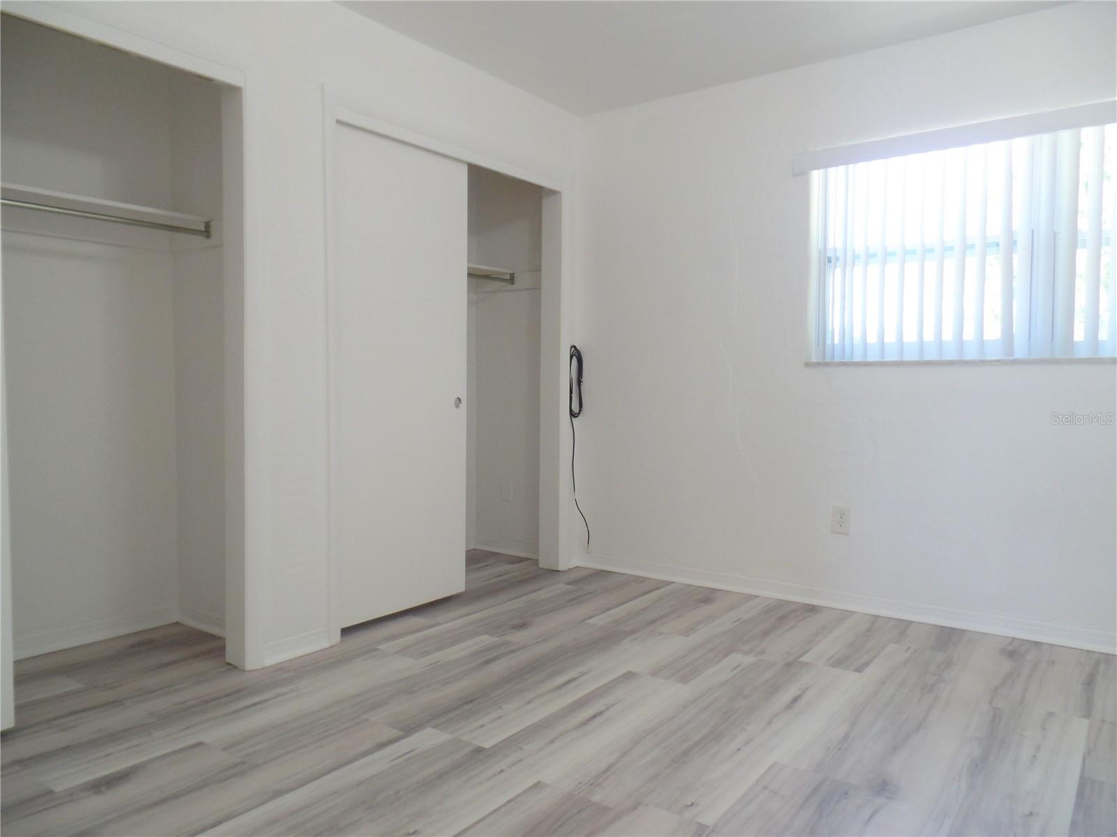 Image 8 of 17 For 1240 70th Street N 9