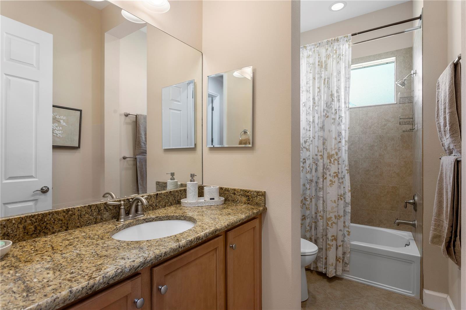 Image 31 of 58 For 2119 Sifield Greens Way