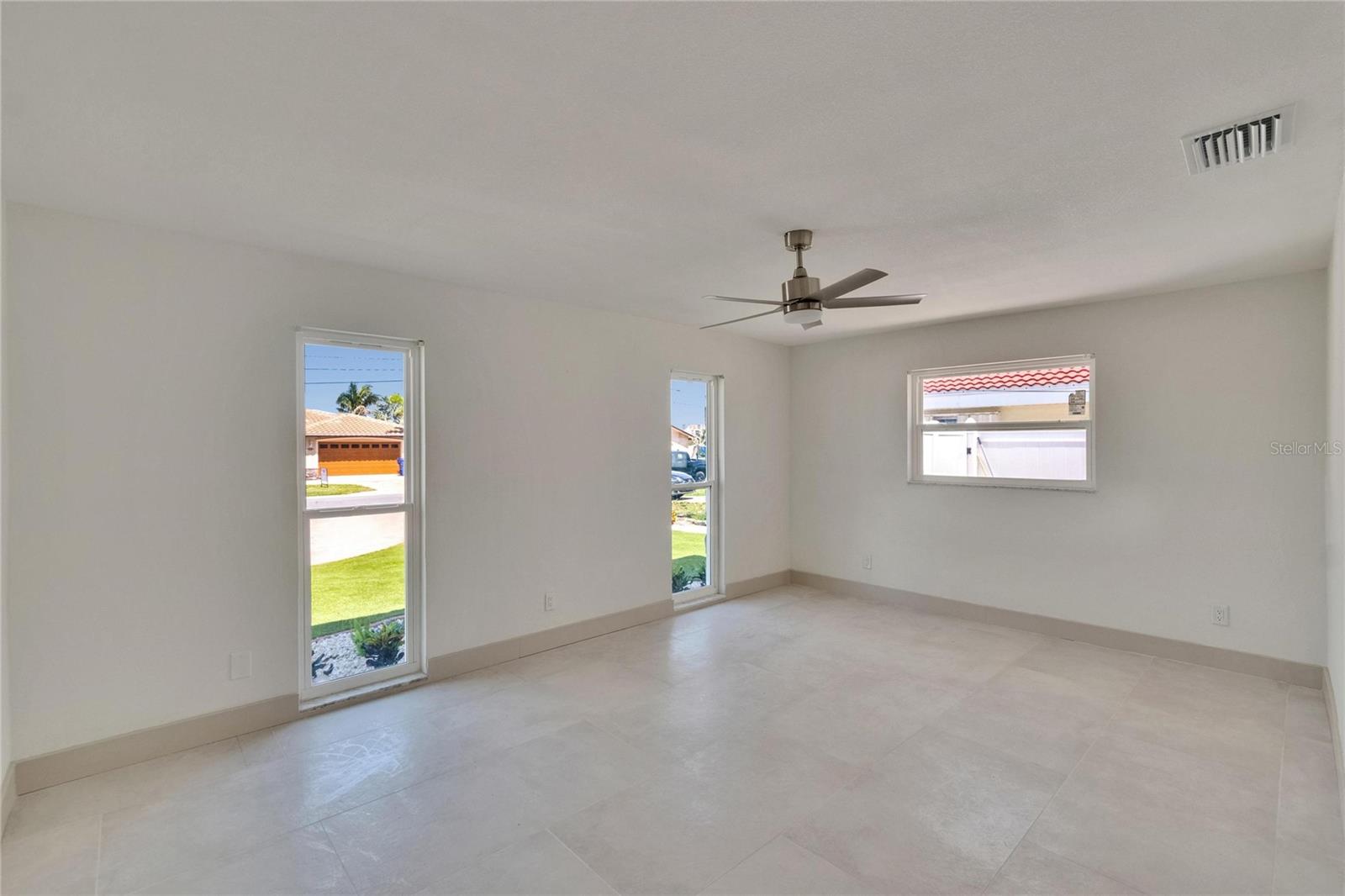 Image 3 of 87 For 1492 Sea Gull Drive S