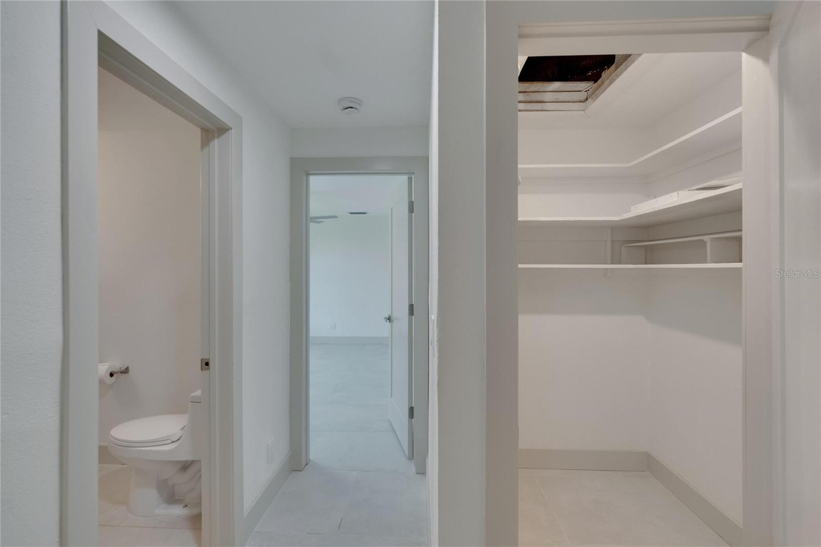 Image 39 of 87 For 1492 Sea Gull Drive S