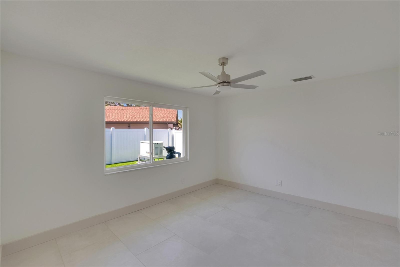 Image 43 of 87 For 1492 Sea Gull Drive S