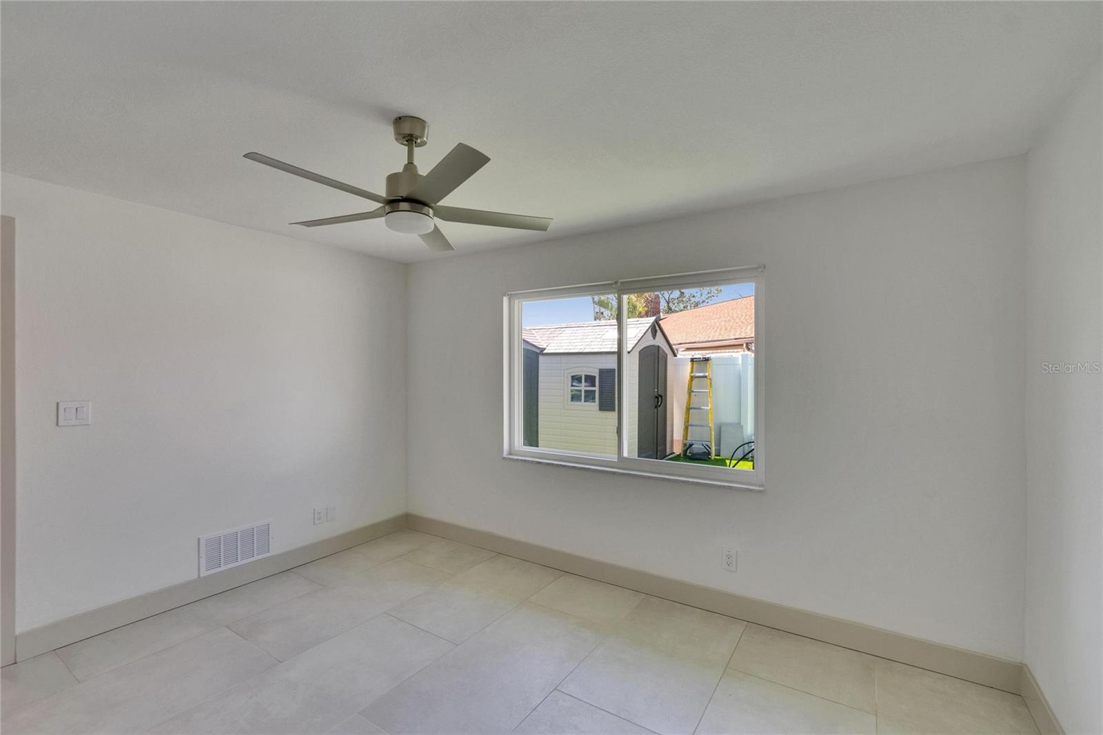 Image 46 of 87 For 1492 Sea Gull Drive S